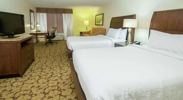 Четырёхместный номер Standard Wyndham Garden New Orleans Airport