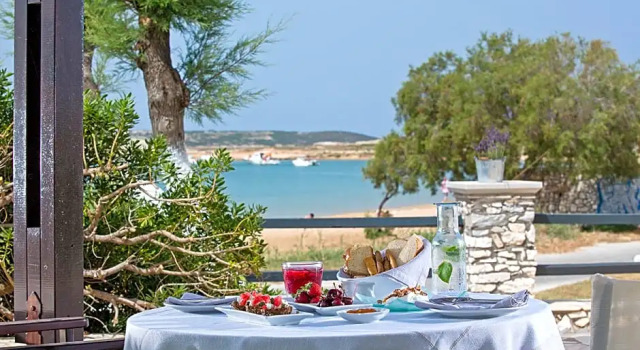 Номер Superior Contaratos Beach Hotel