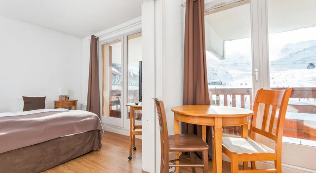 Четырёхместный номер Standard с балконом Hotel Bel Horizon by Skinetworks