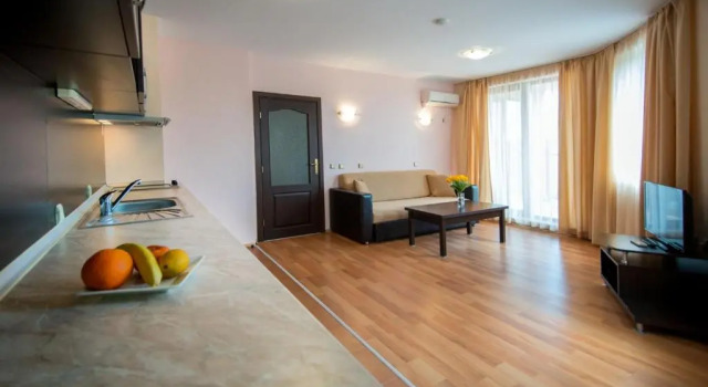 Апартаменты South Beach Hotel