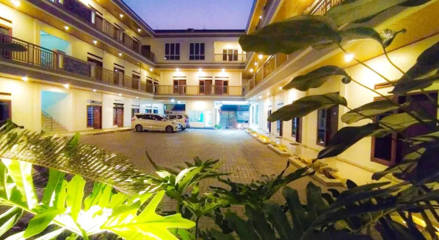 Hometown Residence, Book Hotel Hotels in Sumatra with Breakfast, Breakfasts