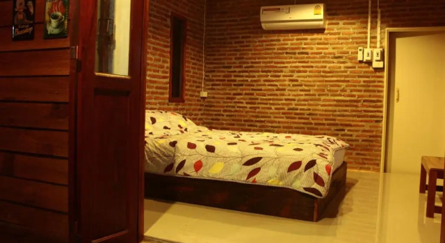 Baan Suan La Moon, Rezervovat Hotel Levné hotely v North-Eastern Thailand
