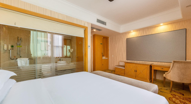 Vienna Hotel （Shenzhen Bantian Guangyayuan Station）, Rezerwuj Hotel Hotele w Shenzhen z parkingiem, Parking