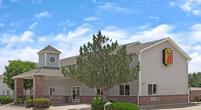 Двухместный номер Standard Super 8 by Wyndham Windsor