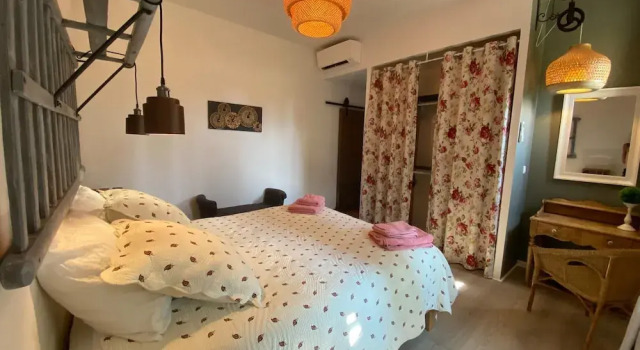 Коттедж Farmhouse With Swimming Pool in Provence