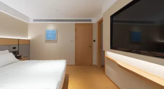 Люкс Deluxe Starway Hotel (Baicheng Normal University Citizen Square)