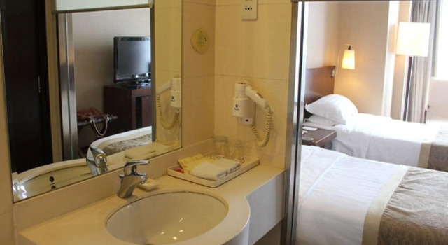 Двухместный номер Standard с видом на город Dong Fang Hotel