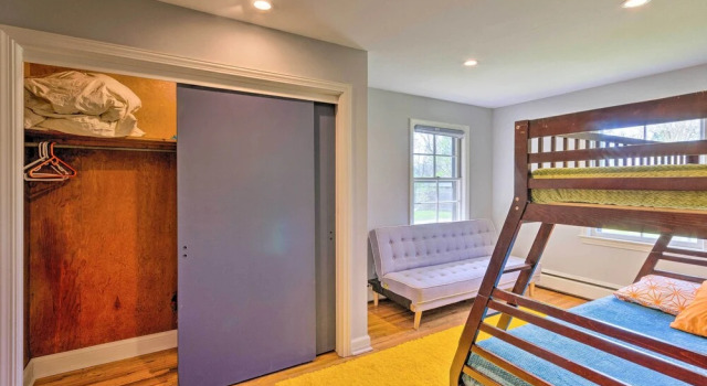 Коттедж Dog-friendly Home: 1 Mi to Downtown Hendersonville