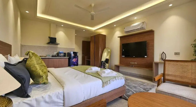 Студия Superior Dwellr Luxury Stays
