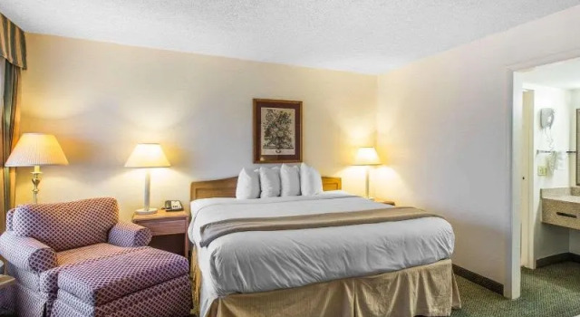 Номер Standard Quality Inn & Suites Waycross