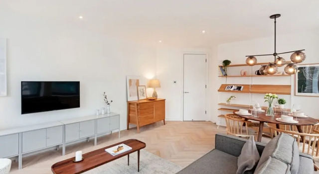 Designer 2 Bedroom Apartment in Holborn
