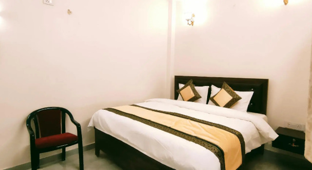 Hotel Royal Shantii Inn