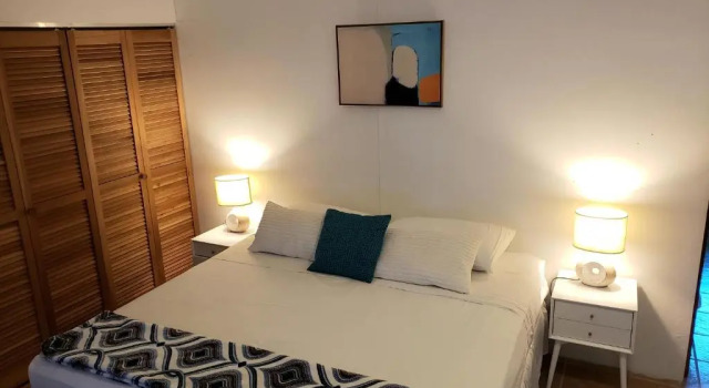 Suite 1 sypialnia Serenity Rincon Guesthouse