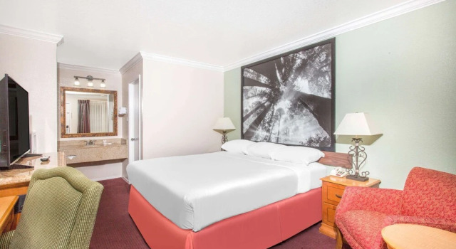Super 8 Upper Lake, Buchen Sie Hotel Upper Lake Kalifornien