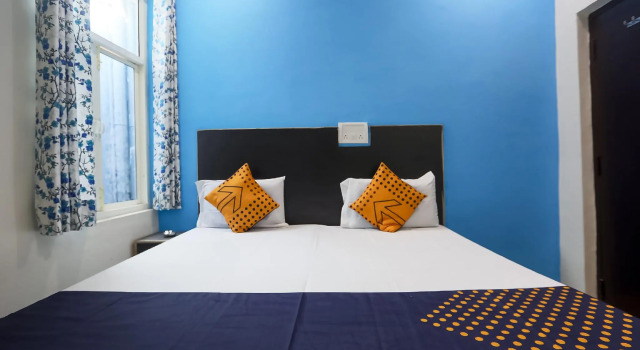 SPOT ON 63840 Hotel Green Hill, Забронировать Отель Бхивади штат Харьяна