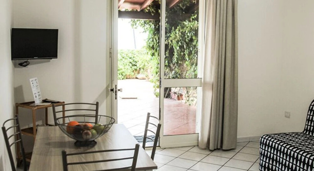 Casa la conchiglia sulla spiaggia, Book Hotel Hotels in Sicily with Parking, Parking