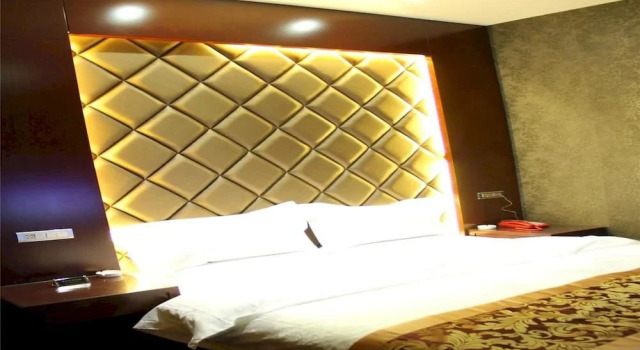Pingyao Changcheng Hotel, Reservar Hotel Hotéis em Pingyao com estacionamento, perto de North First Escort, Estacionamento