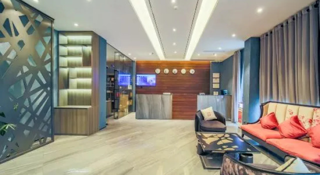 Nice Hotel, Boek Hotel Hotels in Guangdong met parkeren, Parkeren