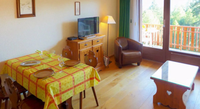 Les Faverges 25005, Prenota Hotel Crans-Montana Canton Vallese