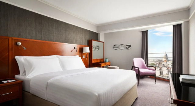 Двухместный номер Deluxe Paris Marriott Rive Gauche Hotel & Conference Center