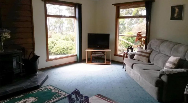 Eagle's Roost Farmstay B&B, Varaa Bed and Breakfast Rocky Cape Tasmania