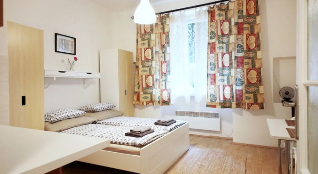 Apartment Above Angel