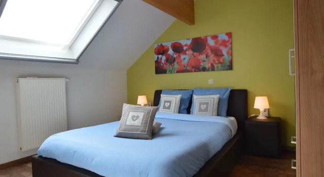 Charming Apartment with Access to Outdoor Hot Tub in Green Condroz Valley, Rezervovat Apartmán Hotely v Lutych s parkováním, Parkování