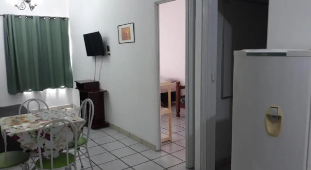 Apto 4 Completo 2 Quartos Ar Cond Fogão Geladeira etc Todo Seu Não divide com ninguém Centro Praia da Costa, Забронировать Отель Отели Praia da Costa с парковкой, Парковка