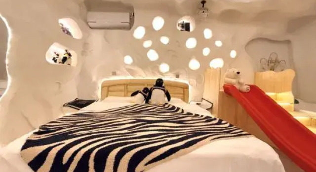 Люкс Luxury Qifentian Homestay (Harbin Central Street Baroque Style Street)