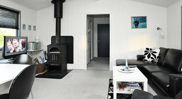 Alluring Holiday Home in Thisted Jutland With Terrace, Rezervovat Rekreační dům Thisted 