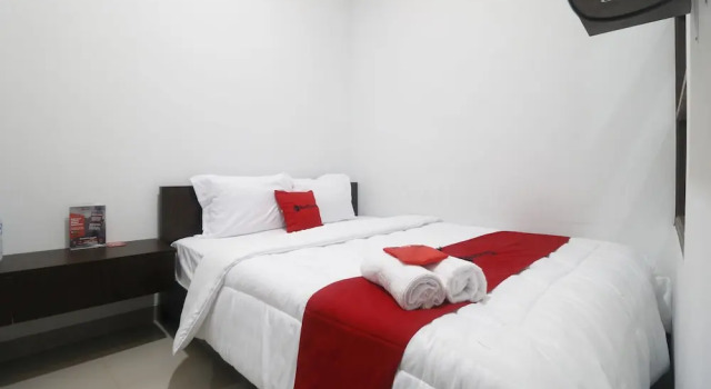 RedDoorz @ Limo Depok, Rezervovat Hotel Depok West Java