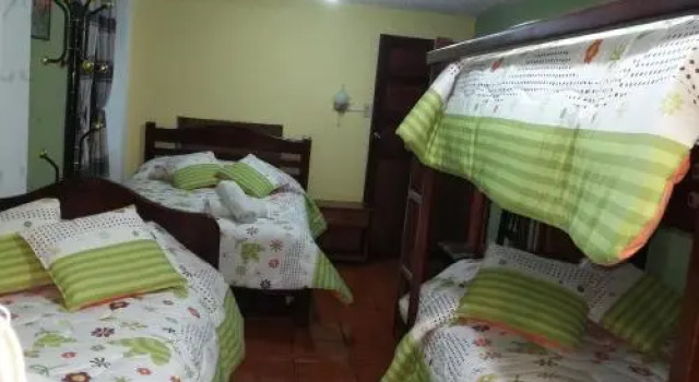 Hostal CañaLimeña, Varaa Hotelli Baños Tungurahua