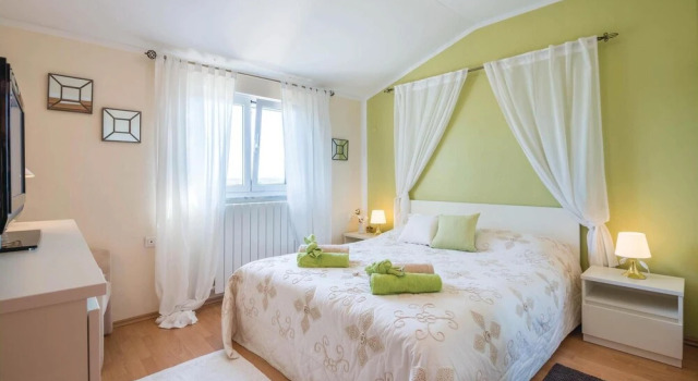Stunning Apartment in Pula With 3 Bedrooms, Wifi and Outdoor Swimming Pool, Prenota Appartamento Hotel a Valbandon con piscina, Piscina