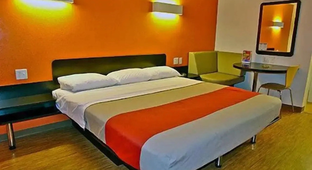Ashley Hotel and Suites, Varaa Hotelli Los Alamos New Mexico