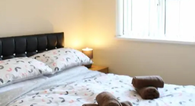 Castell Cottages (Van Rd), Забронировать Отель Карфилли 