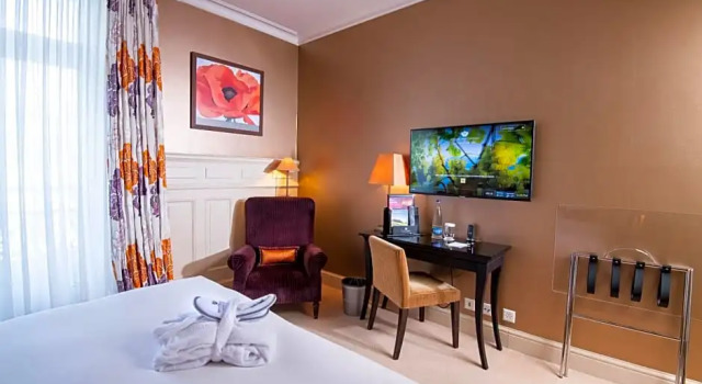 Номер Standard Hôtel Des Trois Couronnes & Spa - The Leading Hotels of the World