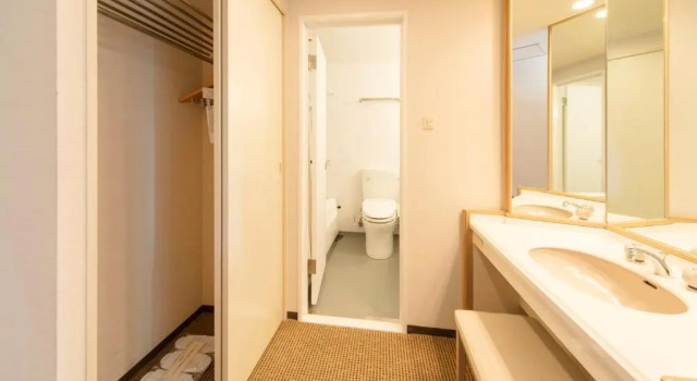 Трёхместный номер Standard Kobe Seishin Oriental Hotel