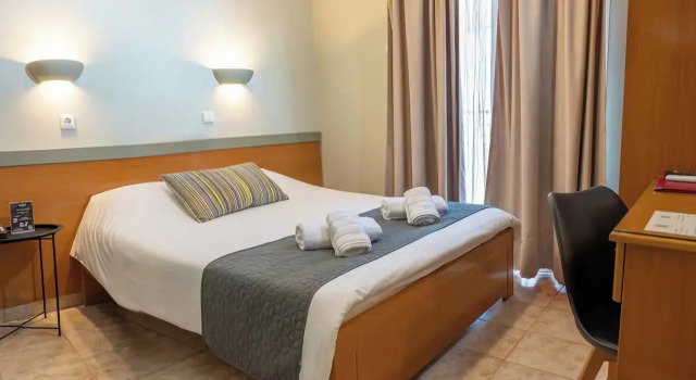 Anesis Hotel