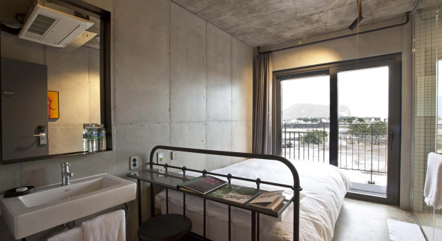 Номер Standard Playce Camp Jeju