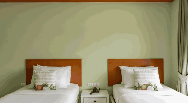 Номер Deluxe ROYAL PINEAPPLE HOTEL l a welcome to wealth and good fortune