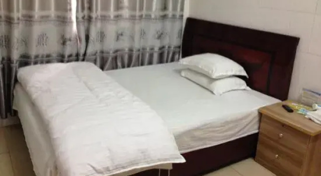 Beihai Yiqingyuan Hotel, Rezerwuj Hotel Beihai Guangxi