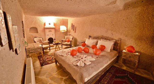 Valley Inn Cave Hotel