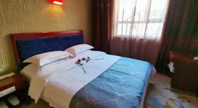 Люкс Business Bestow Express Hotel Inn(Labor Street Nanhu Square）