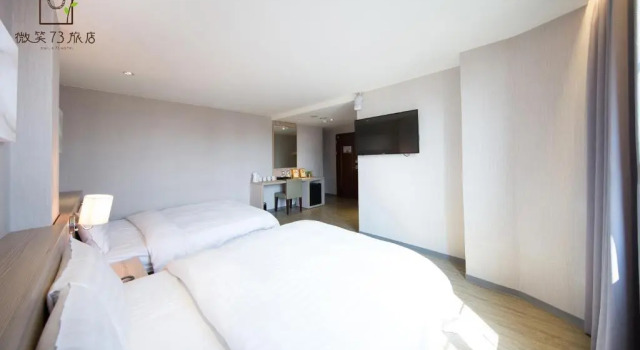 Четырёхместный номер Superior Smile 73 Hotel