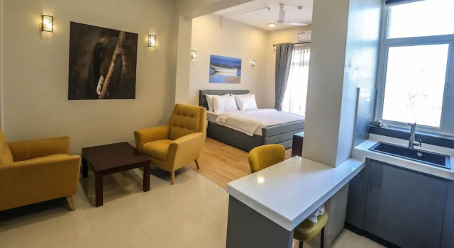 Студия Pink Elephant Tourist Apartment Hotel