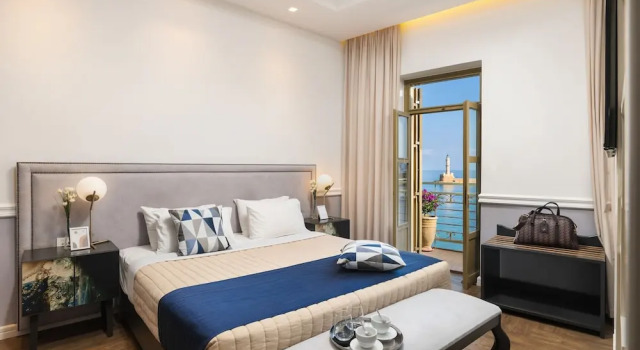 Люкс c 1 комнатой с балконом и с видом на море Elia Palatino Hotel