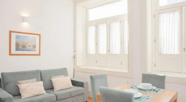 Liiiving in Porto - Urban Retreat Apartment, Забронировать Апартаменты/квартира Порту Регион Порту, рядом с Lapa Metro Station