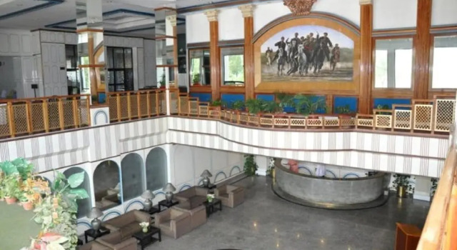 Dreamland Hotel
