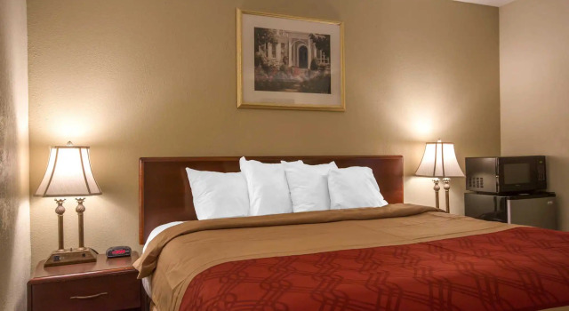 Номер Standard Econo Lodge