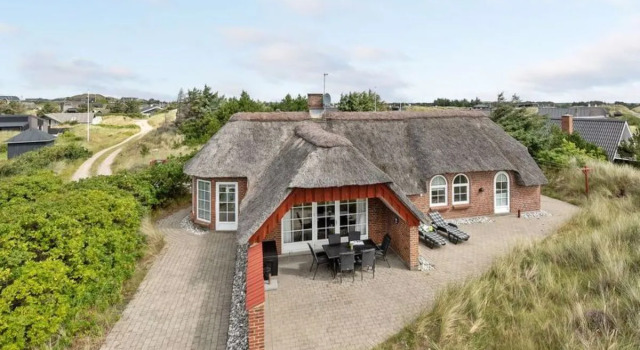 "Corinna" - 450m from the sea in Western Jutland, Rezervovat Hotel Ringkobing 